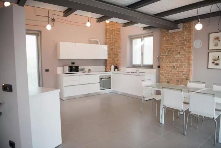 Cascina Goretta Agriturismo لا مورّا المظهر الخارجي الصورة